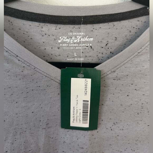 NWT Flag & Anthem Gray Speckled V-Neck Tee - Picture 4 of 8